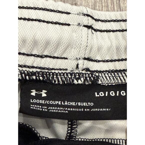 Under Armour Woman's Size Large Loose Fitting Black and White Athletic Shorts - Picture 2 of 5